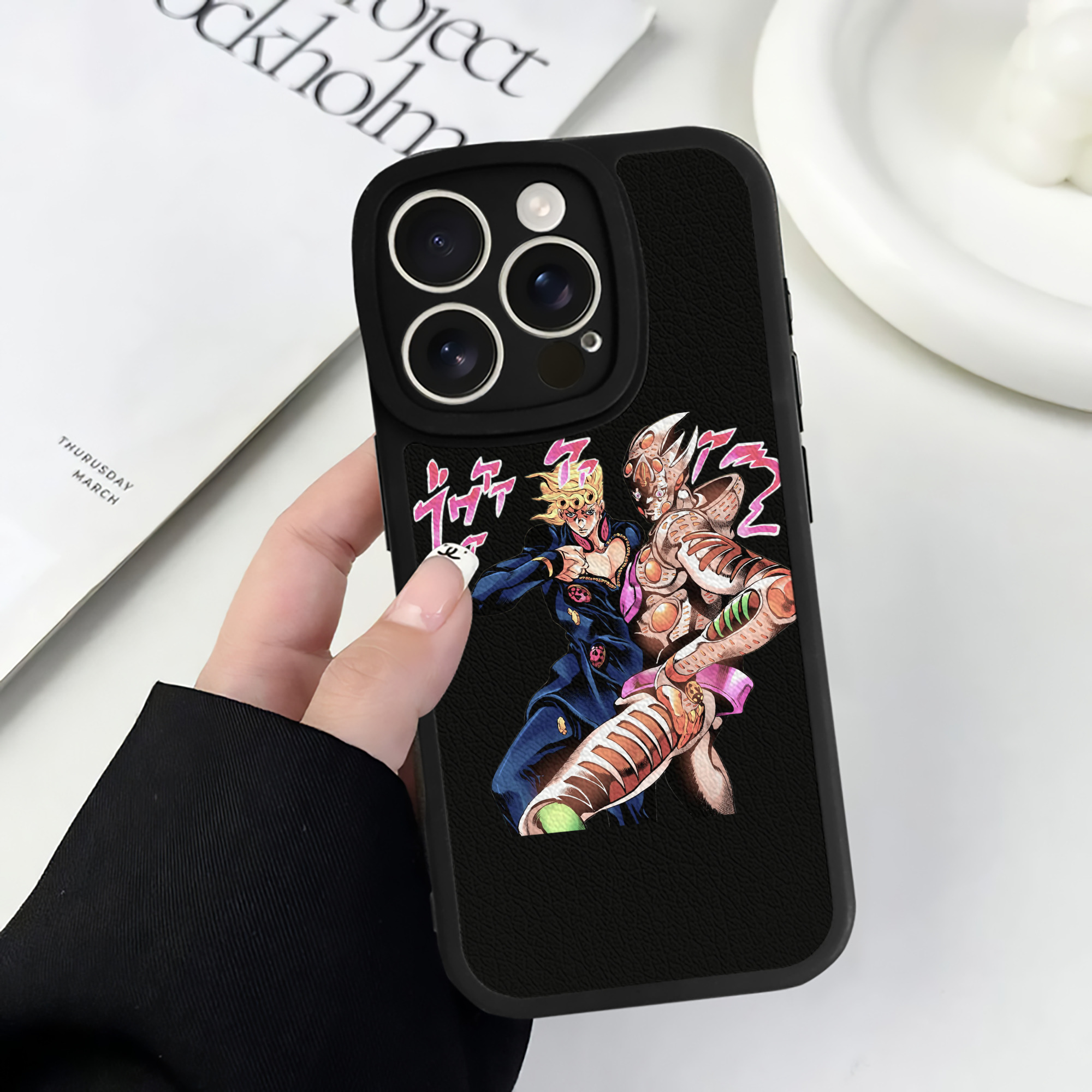 （画像用） ジョジョの奇妙な冒険 ジョルノ?ジョバァーナ JoJo's Bizarre Adventure Giorno Giovanna 【iPhone 16シリーズ対応】シリコンスマホケース（レザー調） 材質：シリコン